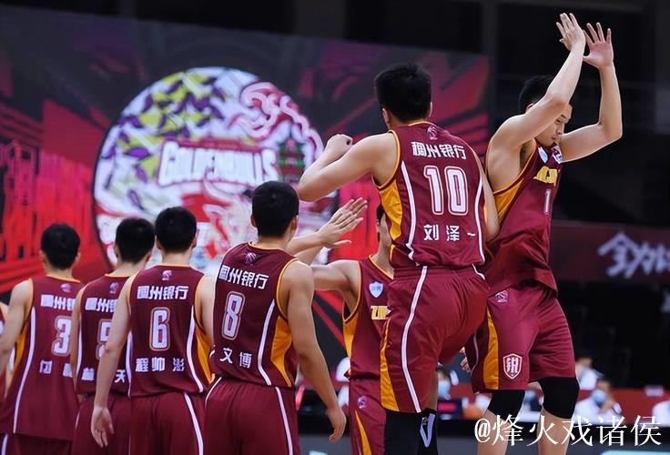 难绷！中国男篮出现23次失误 全队只有9次助攻