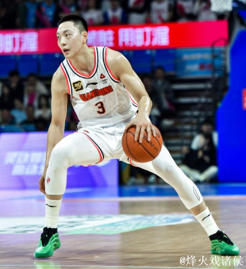 胡明轩40分广东胜青岛 吴前17分浙江负山西